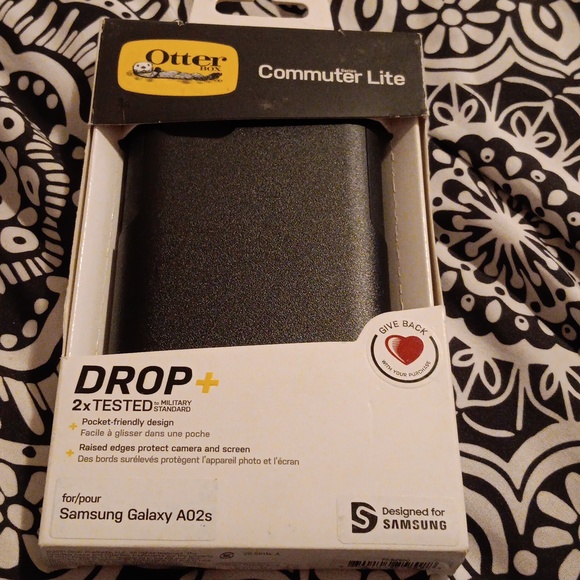 Otter Box for Samsung Galaxy A02s in black - Picture 1 of 2